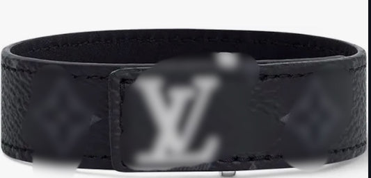 V Braclet